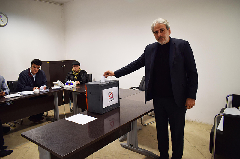 انتخابات شورای صنفی کارگری شرکت آپتوس ایران برگزار شد.